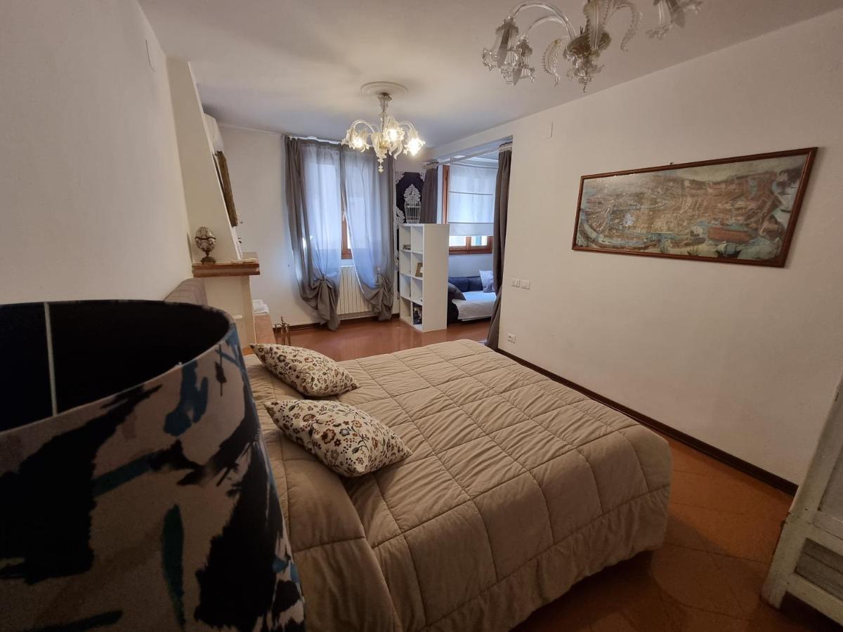 Apartamento Residenza Al Volto Venecia Exterior foto