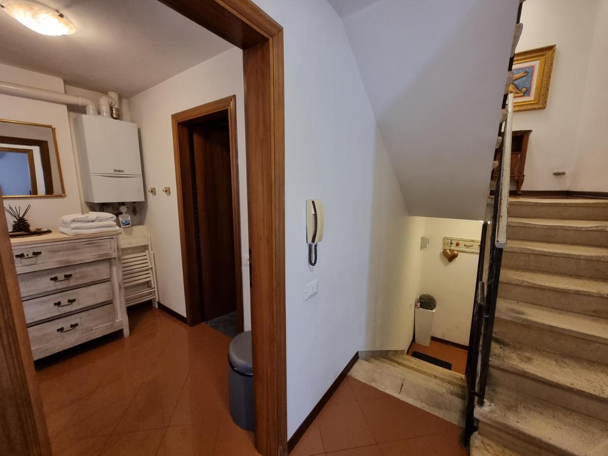 Apartamento Residenza Al Volto Venecia Exterior foto