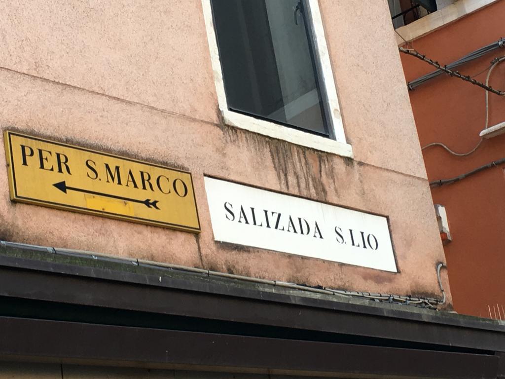 Apartamento Residenza Al Volto Venecia Exterior foto